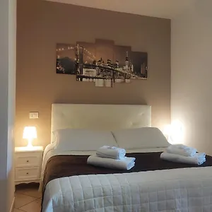 Cozy Studio - Monolocale - Aeroporto E Fiera - Self Check-in Apartamento